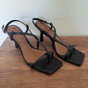 L'intervalle Black Heels